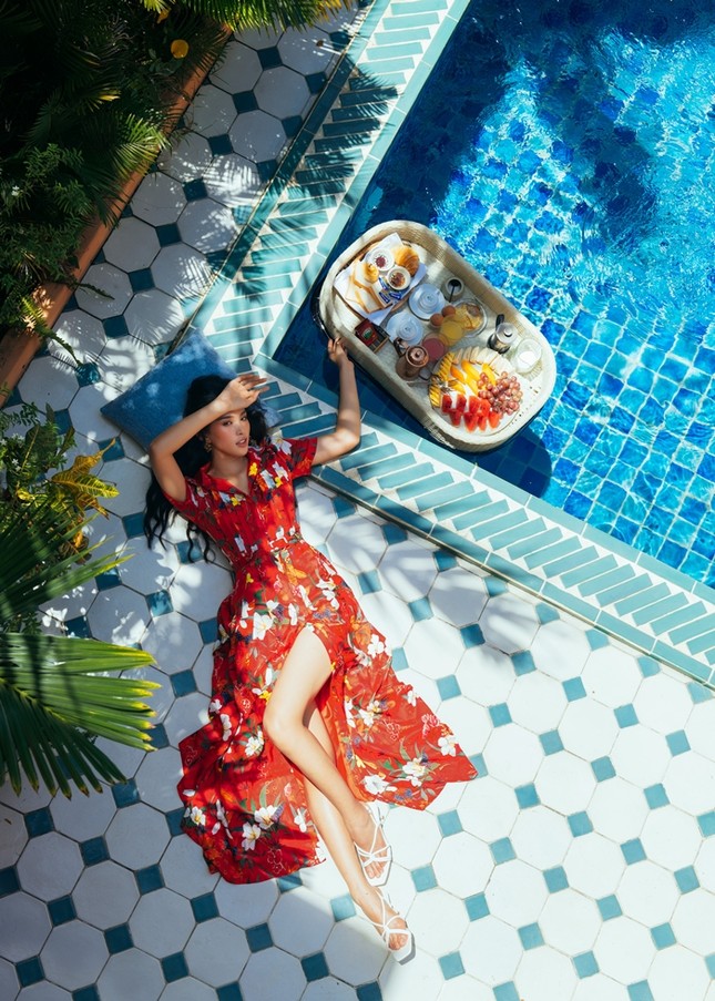 Hoa hậu Tiểu Vy khoe nhan sắc rực rỡ trong bộ ảnh mới chụp tại quê nhà Hội An ảnh 5