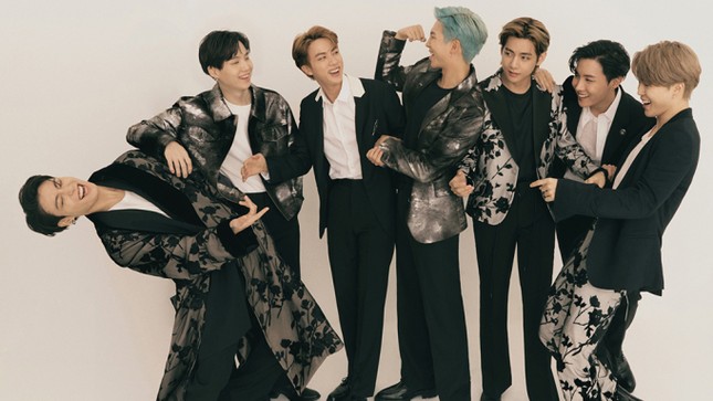BTS lên bìa Variety Mỹ, V tiếp tục chứng minh “visual quốc dân” không ai thay thế nổi ảnh 2