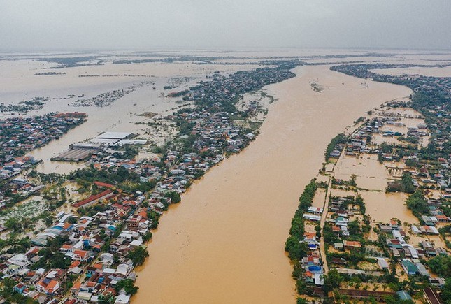 Hãy tiếp tục đồng hành cùng báo Tiền Phong hỗ trợ đồng bào miền Trung, Tây Nguyên ảnh 1
