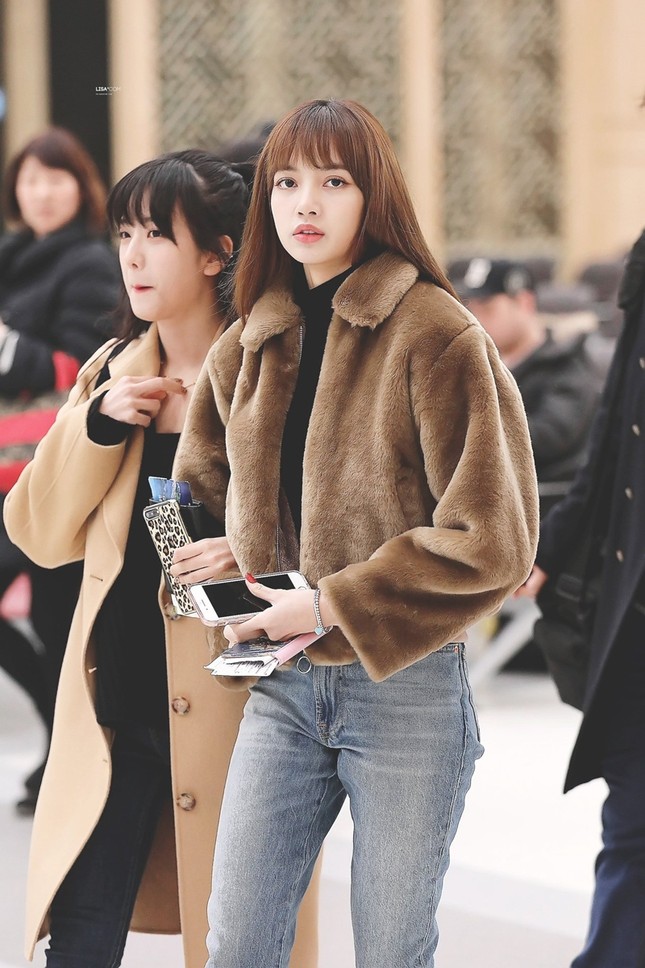 Mùa Đông học 3 công thức mix đồ đơn giản này của các idol K-Pop là bao đẹp, bao ấm ảnh 1