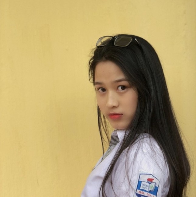 Ngắm Hoa hậu Đỗ Thị Hà khoe mặt mộc, netizen đồng lòng "make-up tự nhiên vẫn là đẹp nhất" ảnh 6