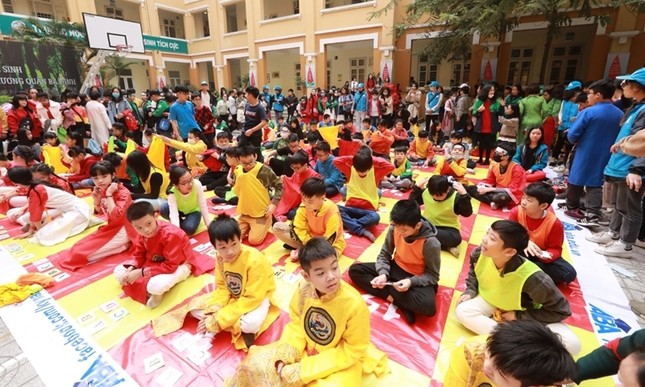 Teen THCS Nguyễn Tri Phương trải nghiệm vô vàn điều thú vị tại Lễ hội Vũ Khúc Xanh đón Tết ảnh 3