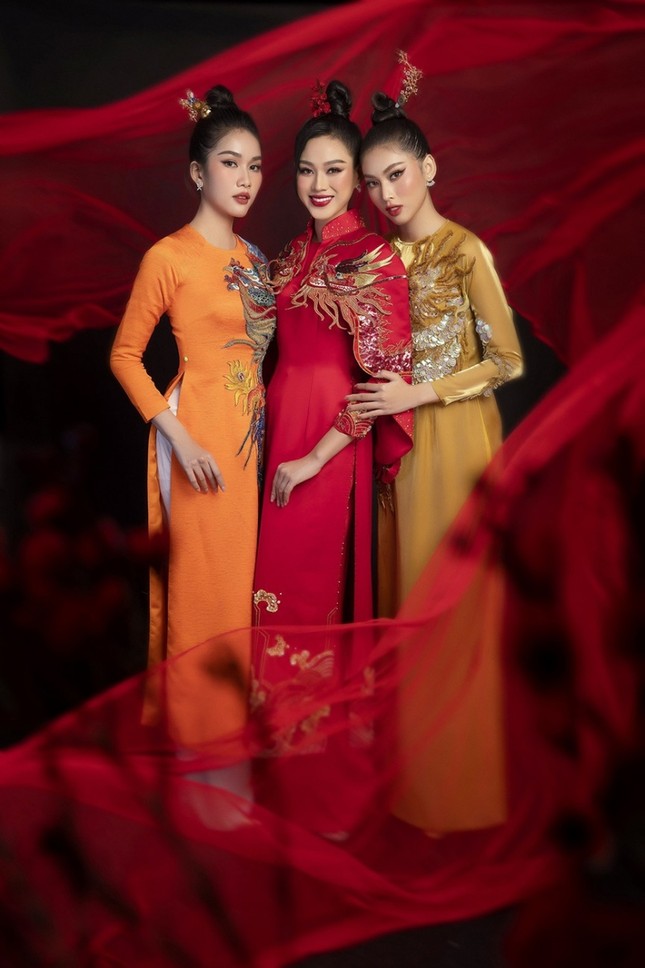 Dàn mỹ nhân Việt gợi ý cách diện áo dài Tết cực xinh để có những bức ảnh nghìn like ảnh 2