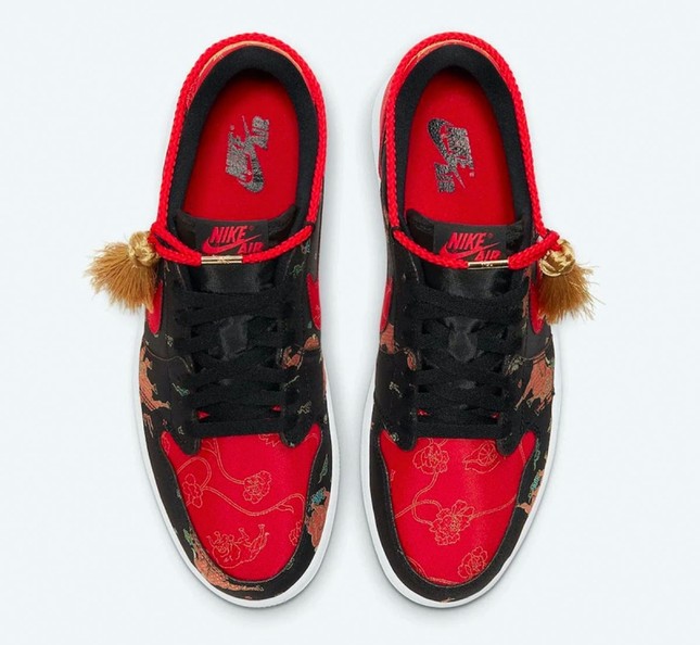 Nike ra mắt đôi giày Air Jordan phiên bản Tết Tân Sửu khiến "team cuồng giày" náo loạn ảnh 9