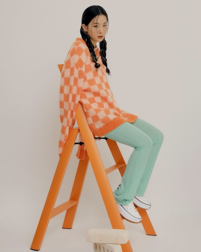 Seulgi (Red Velvet) siêu ngầu trong loạt ảnh quảng cáo cho mẫu giày mới của Converse All Star ảnh 5