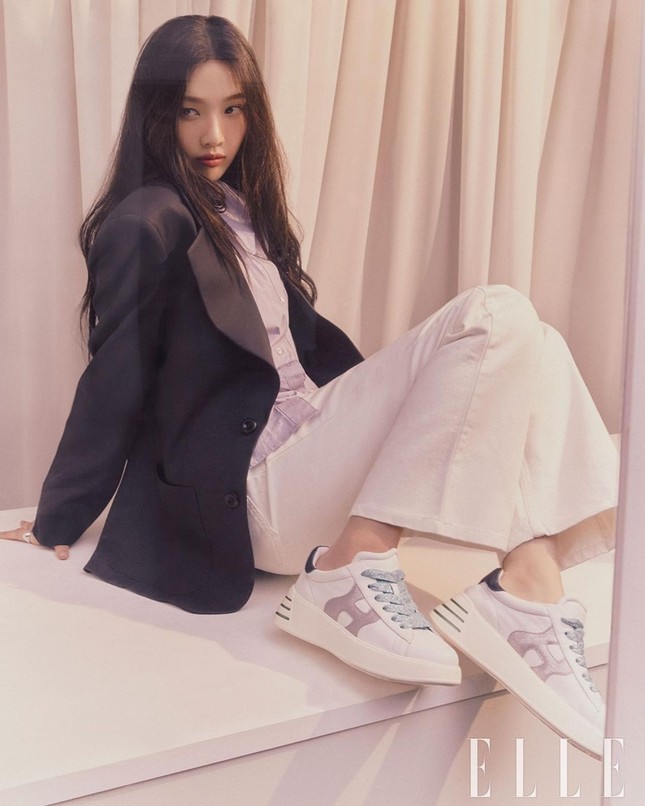 Joy (Red Velvet) khiến người hâm mộ ngây ngất với bộ ảnh cực đỉnh trên ELLE Hàn ảnh 6