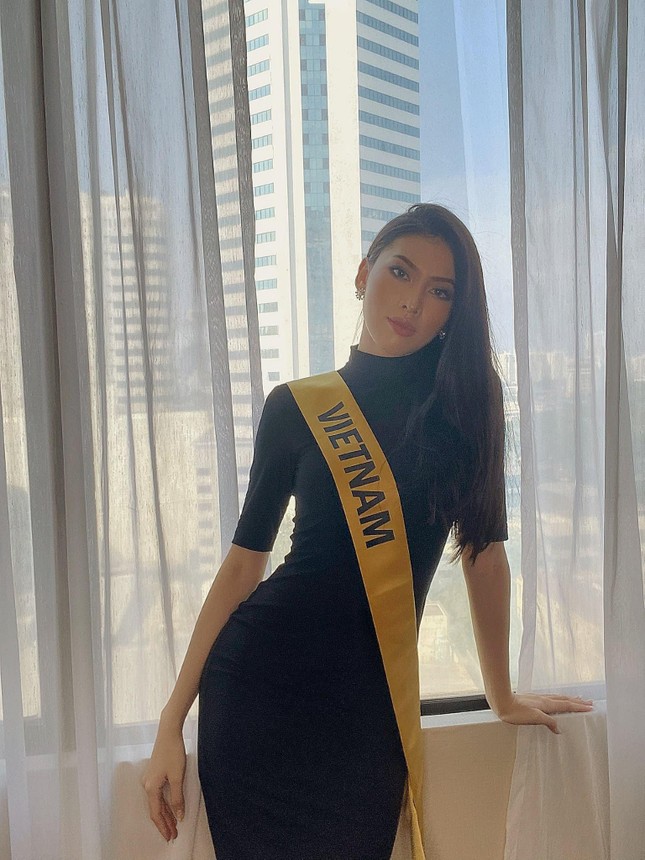 Á hậu Ngọc Thảo chính thức tham gia phần thi đầu tiên của Miss Grand International 2020 ảnh 1
