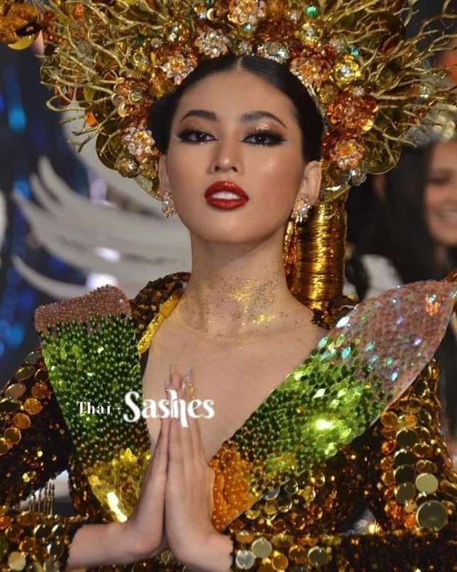 Màn trình diễn quốc phục với thần thái đỉnh cao của Ngọc Thảo tại Miss Grand International ảnh 4