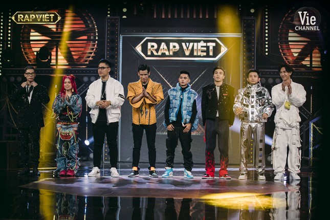 Chung kết “Rap Việt“: Căng thẳng bài toán “8 chọn 1” và chiến lược khó đoán của Karik ảnh 1