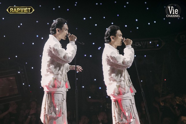 Chung kết “Rap Việt“: Căng thẳng bài toán “8 chọn 1” và chiến lược khó đoán của Karik ảnh 8