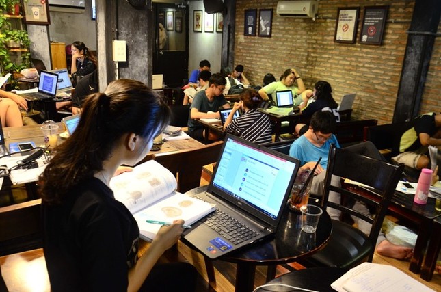 COVID-19 trở lại “đánh thẳng” vào học đường, học sinh sinh viên tại TP.HCM cần làm gì? ảnh 4
