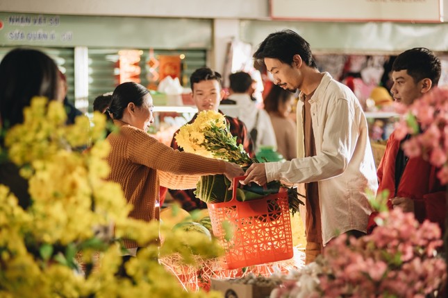 Còn 2 tuần nữa là sang năm mới, Đen Vâu x JustaTee khiến fan “khóc ròng” vì quá nhớ nhà ảnh 5