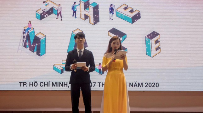 Sinh viên làm thêm Tết: Người lần đầu gửi tiền cho mẹ sắm Tết, người đến đêm 30 mới về nhà ảnh 1