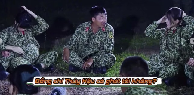 Nhìn những khoảnh khắc này sẽ hiểu lý do Hậu Hoàng quyết “nằm vùng” thuyền Hậu - Long ảnh 5