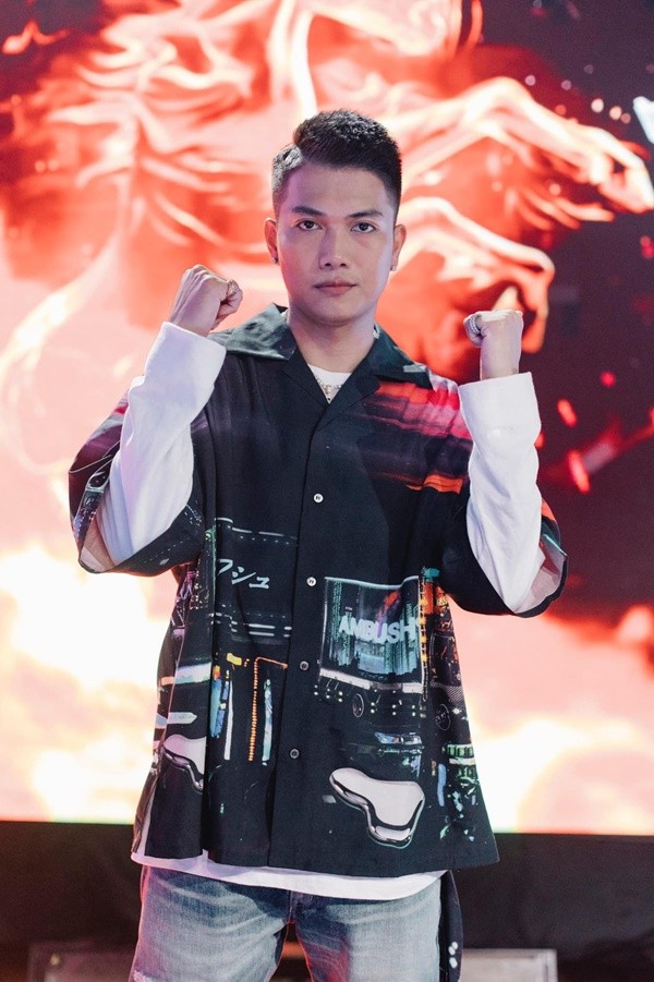 Soi thành tích đáng gờm của những gương mặt được gọi tên cho “ghế nóng” Rap Việt ảnh 5