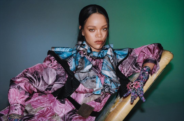 Bỏ bê phòng thu nhưng Rihanna vẫn có tài sản hơn 13.000 tỷ đồng nhờ bán “kem trộn“ ảnh 2