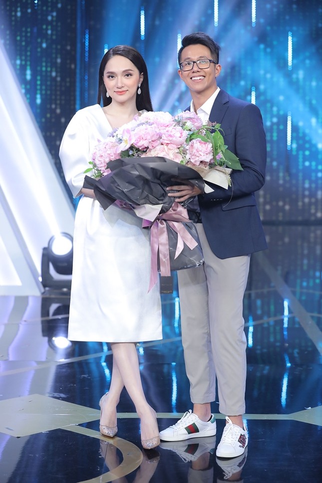 Không phải một cú lừa, Hương Giang thành đôi với CEO “cực phẩm” trong “Người ấy là ai” ảnh 8