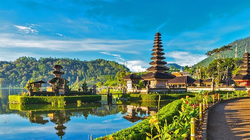 Các tín đồ ưa xê dịch phải lỡ hẹn với “hòn đảo thiên đường” Bali đến hết năm 2020 ảnh 1