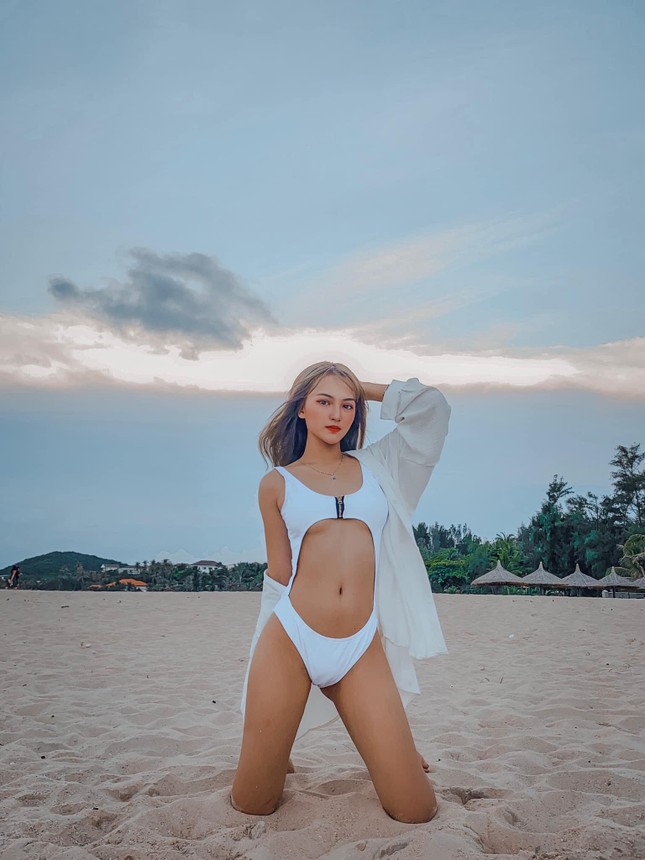 Thí sinh Hoa Hậu Việt Nam gây ấn tượng vì mái tóc như idol Hàn, thần thái hao hao Châu Bùi ảnh 5