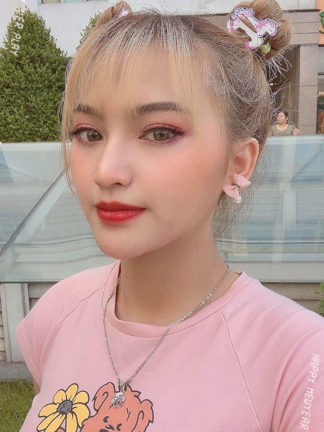 Thí sinh Hoa Hậu Việt Nam gây ấn tượng vì mái tóc như idol Hàn, thần thái hao hao Châu Bùi ảnh 7