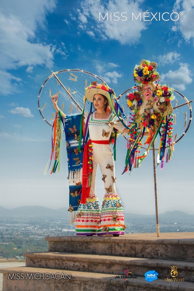 Choáng ngợp trước trang phục truyền thống lộng lẫy của các thí sinh Hoa hậu Mexico 2020 ảnh 2