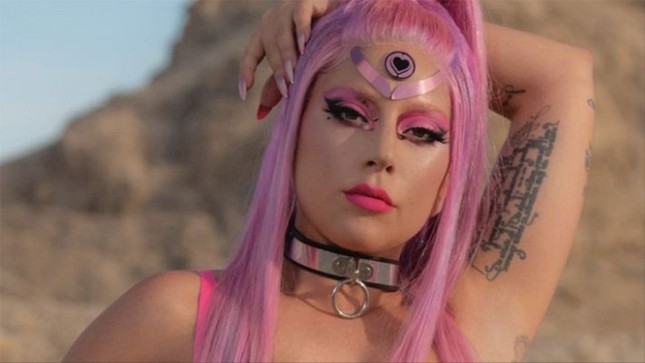 Review album “Chromatica”: Sự thích ứng của team Lady Gaga trong thời đại streaming ảnh 2