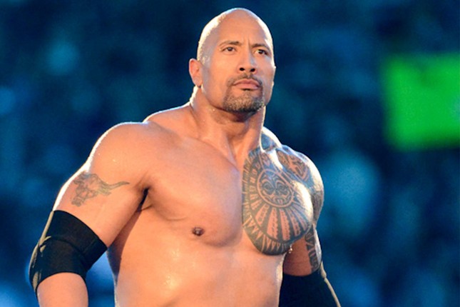 Muộn giờ làm mà cửa lại hỏng thì phải làm sao? The Rock có câu trả lời ngay đây! ảnh 3