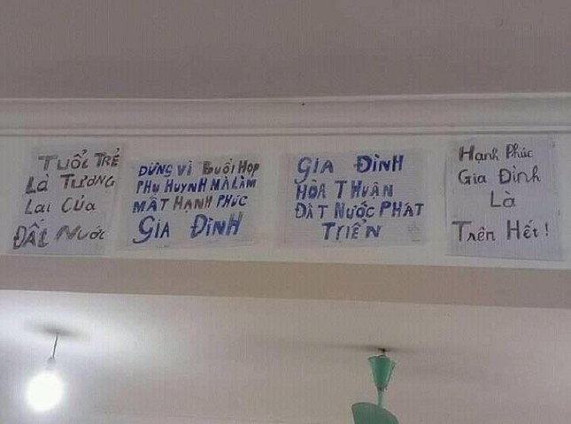 Sợ “hạnh phúc gia đình vỡ tan” vì buổi họp phụ huynh, teen làm ngay tấm biển "nhắc nhẹ" ảnh 4
