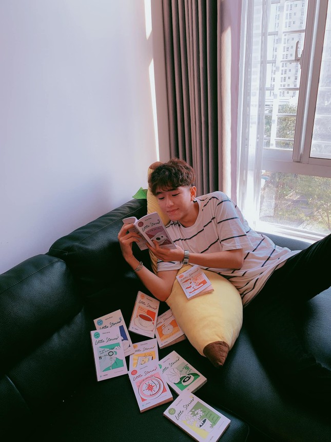 “Hotboy IELTS” Nguyễn Thiện Khiêm: Rinh học bổng RMIT, 20 tuổi xuất bản cuốn sách đầu tay ảnh 3