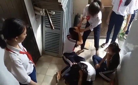 Bỏ quy định “buộc thôi học” đối với học sinh, áp dụng các biện pháp giáo dục tích cực ảnh 1