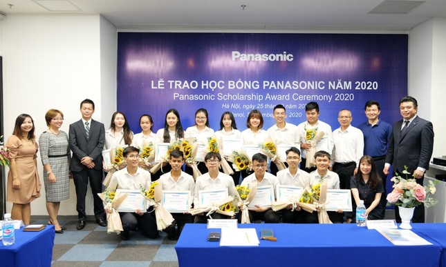 15 bạn sinh viên xuất sắc trên toàn quốc nhận học bổng trị giá 30 triệu đồng/ suất ảnh 2