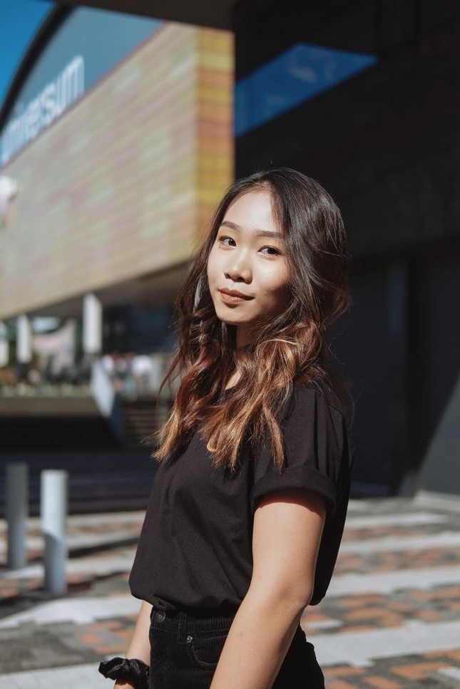 Thẻ thanh toán “vạn năng”: Phụ kiện mới không thể thiếu của giới trẻ thế giới ảnh 2