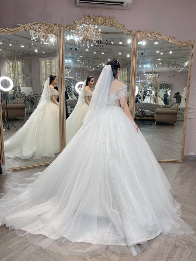 Sau Công Phượng, trung vệ Bùi Tiến Dũng chính thức ấn định ngày cưới, tổ chức ở 3 địa điểm ảnh 2