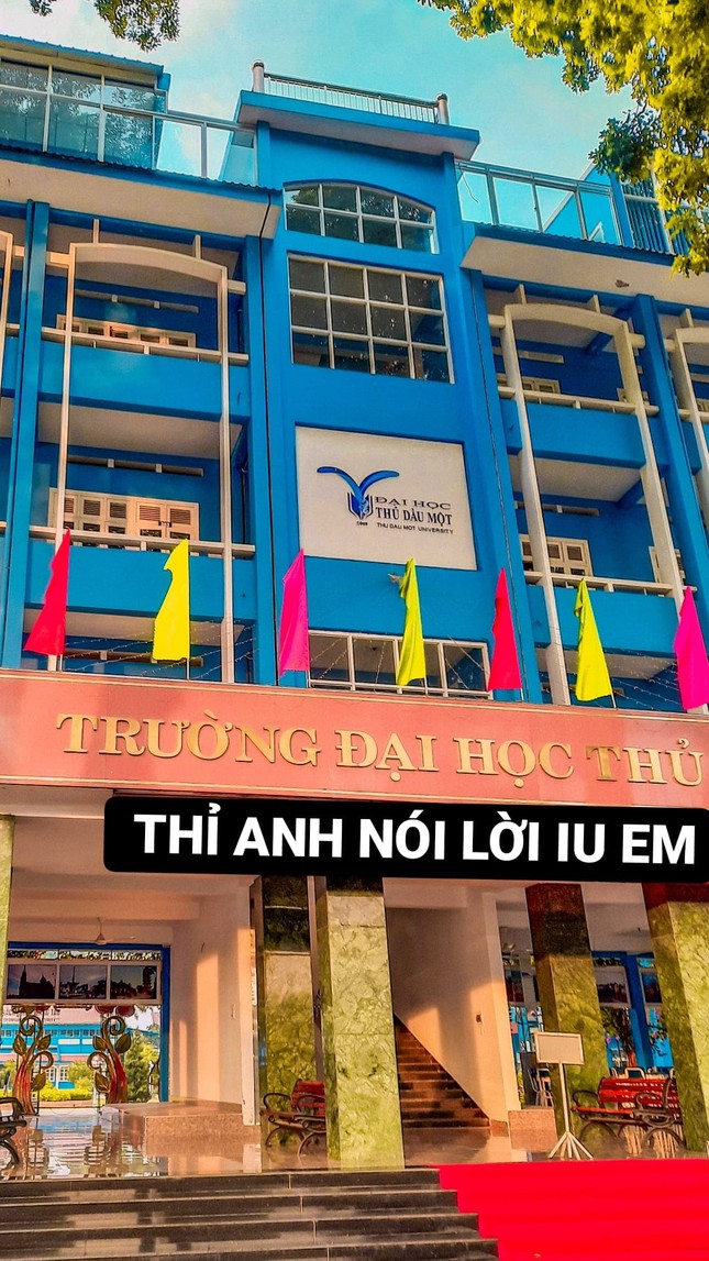 “Trend” mới cực bá đạo của giới trẻ: “Chế” tên trường thành câu “quote” cưa đổ crush! ảnh 1