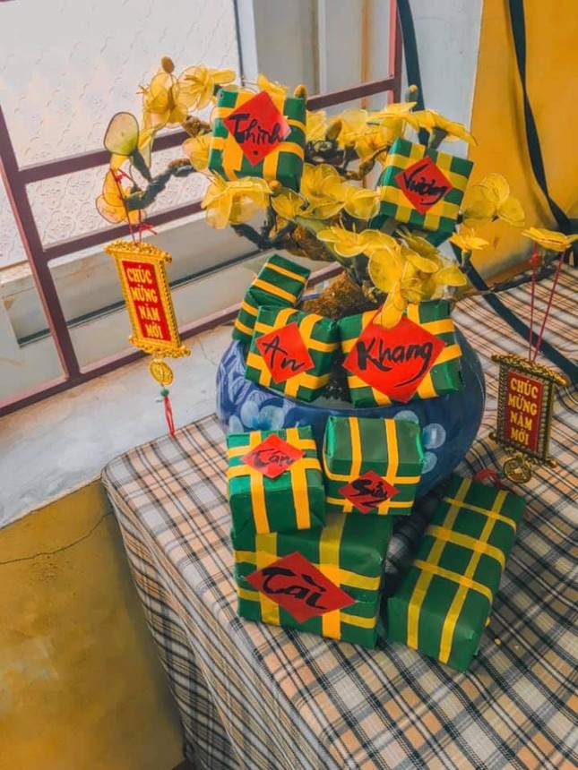 Các bạn học sinh trang trí lớp học đón Tết: Thỏa sức sáng tạo và khoe độ khéo tay! ảnh 13