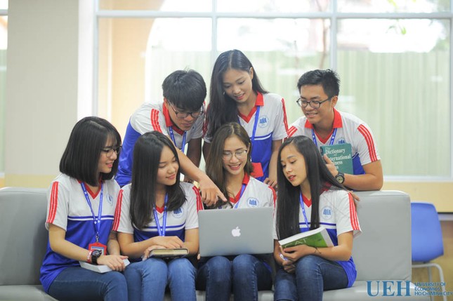 Tuyển sinh 2021: ĐH Kinh tế TP.HCM công bố 6 phương thức xét tuyển tại 2 cơ sở đào tạo ảnh 1
