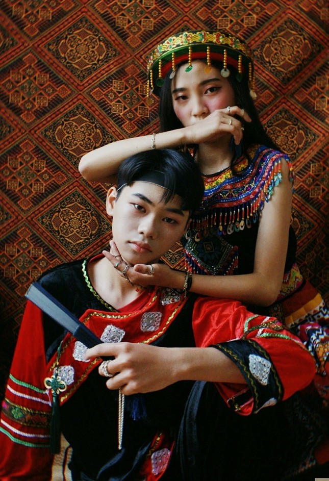 Trường teen tưng bừng lễ hội đón Tết: Hội chợ đón Xuân, prom cuối cấp vui nổ trời! ảnh 8