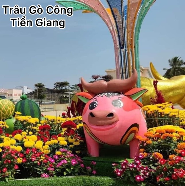 Cười thả ga trước loạt ảnh linh vật Tết Tân Sửu: Mũm mĩm, sang chảnh, cháy nắng... muốn gì cũng có! ảnh 1