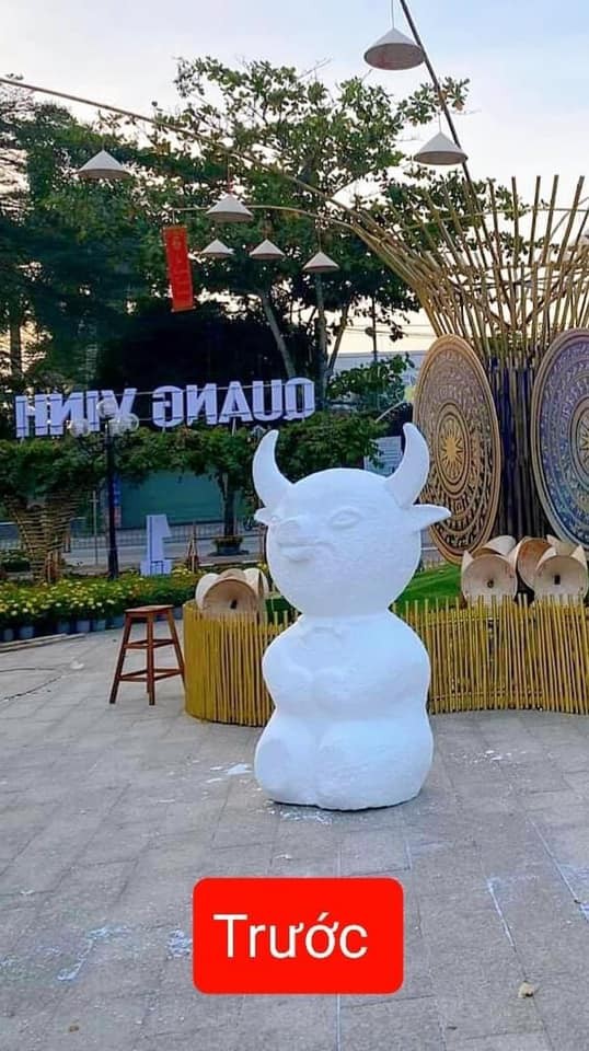 Linh vật trâu vàng năm 2021 phiên bản trước và sau khi “tân trang” khiến người xem cười lăn lộn ảnh 1