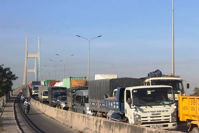 Đâm xe kinh hoàng trên cầu Phú Mỹ, 3 người tử vong ảnh 3