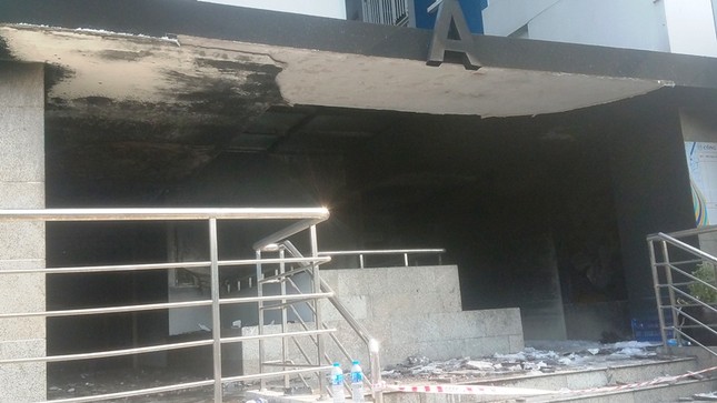 Hiện trường vụ cháy chung cư làm 13 người chết ở Sài Gòn ảnh 10