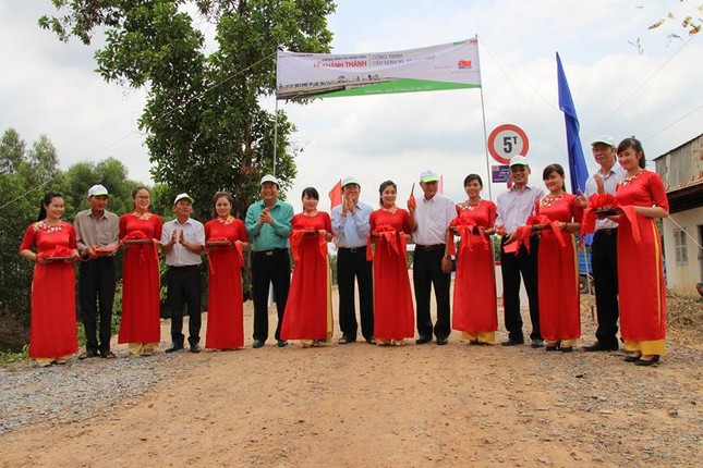 Cầu nông thôn kết nối giao thông huyện biên giới của Long An ảnh 1