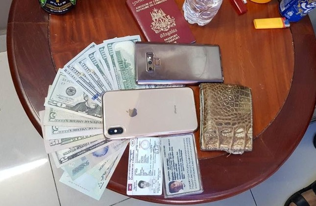 Người nước ngoài mang gần 2.000 viên ma tuý vào TPHCM bán kiếm lời ảnh 2