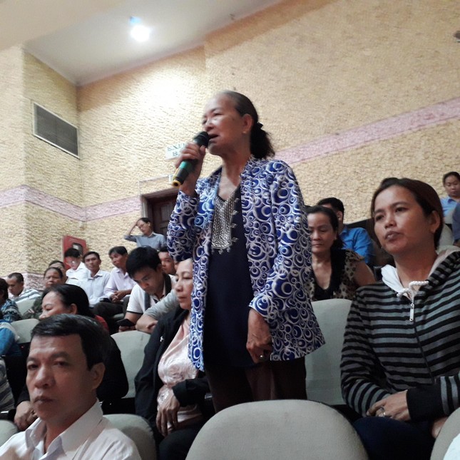 Cử tri tiếp tục hỏi bà Nguyễn Thị Quyết Tâm về vấn đề Thủ Thiêm ảnh 2