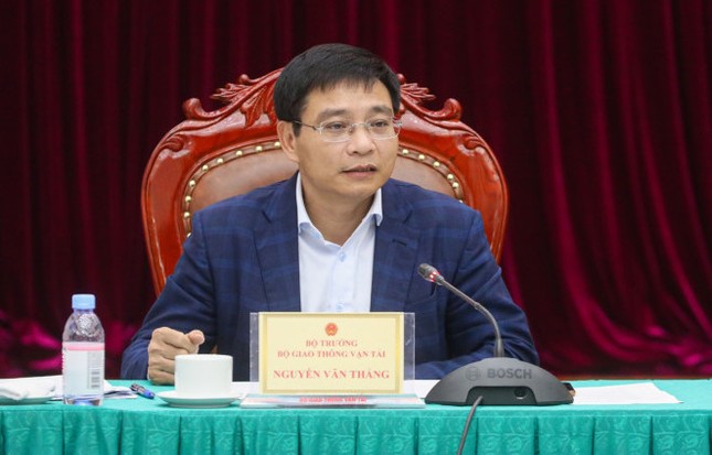 Bộ trưởng Giao thông: Tiêu cực đăng kiểm do thu nhập thấp ảnh 1