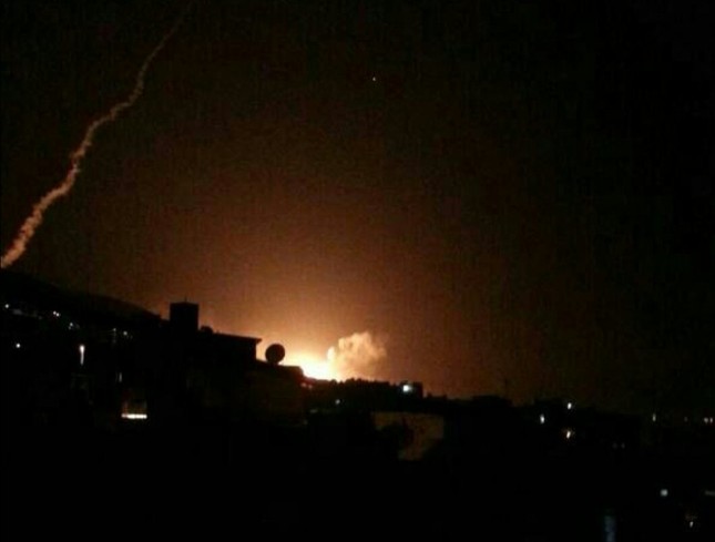 Mỹ, Anh, Pháp tấn công tên lửa Syria ảnh 6