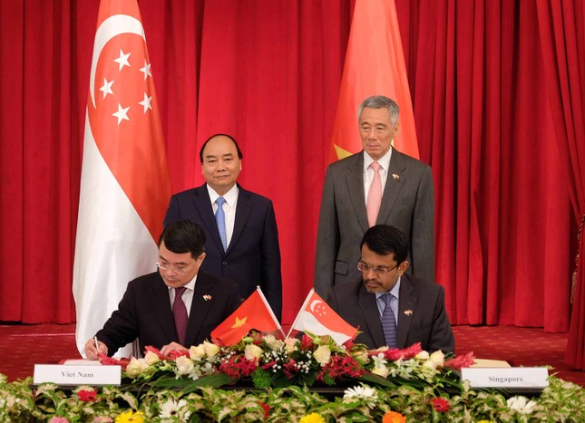 Thủ tướng Việt Nam và Singapore hội đàm ảnh 3