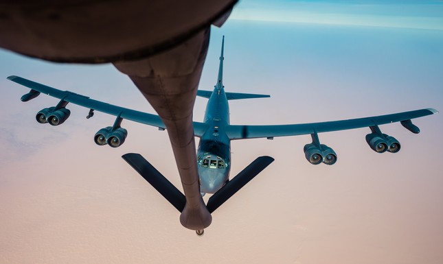 Mỹ đưa 'pháo đài bay' B-52 áp sát Iran một tuần sau lễ nhậm chức của ông Biden ảnh 1