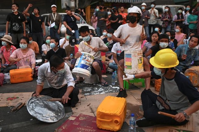 Toàn cảnh ngày biểu tình đẫm máu nhất hậu đảo chính Myanmar ảnh 2