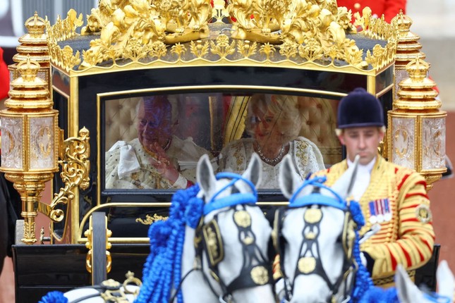 Toàn cảnh lễ đăng quang của Nhà vua Anh Charles III ảnh 6